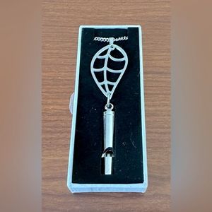New Damsel In Defense Whistle Necklace Safety Alert Alarm Silver